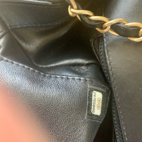 ❌sold❌Chanel Caviar Filigree Medium Flap GHW - Picture 8 of 15